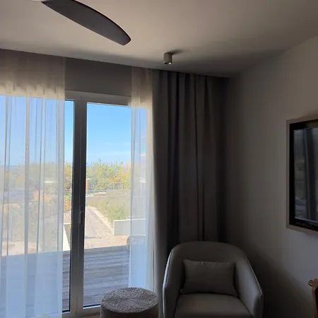 Casa C Hotel *