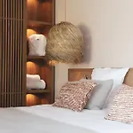 Casa C Hotel *