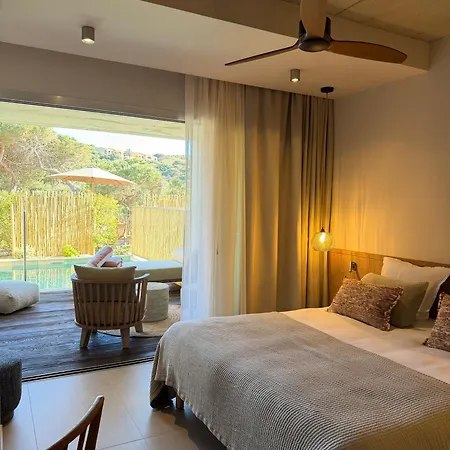 Hotel Casa C & 4*