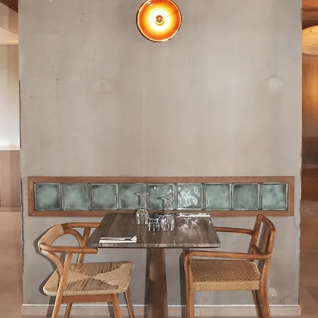 Casa C & 4*